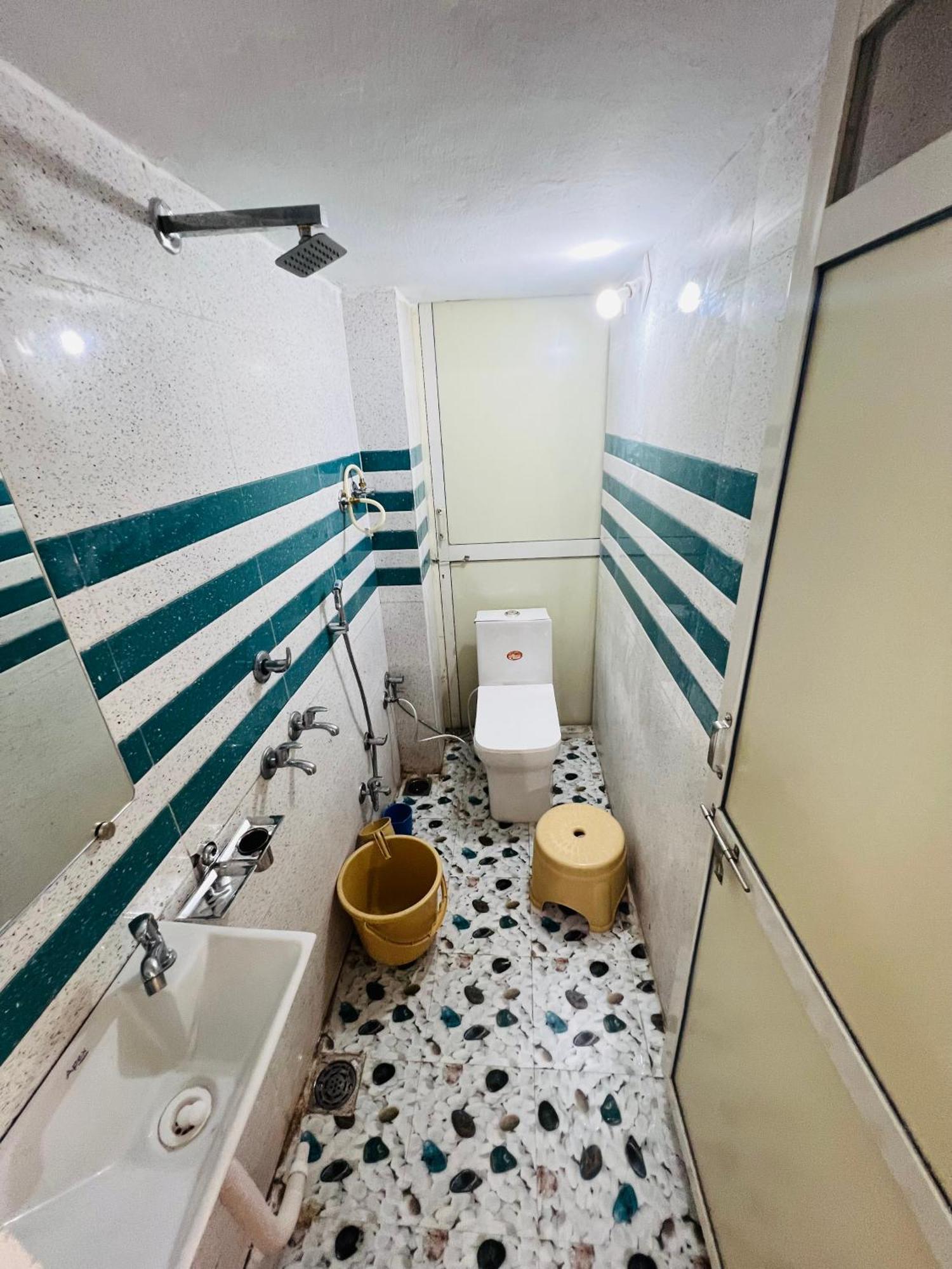 Tiwari G Home Stay Ujjain Exteriör bild
